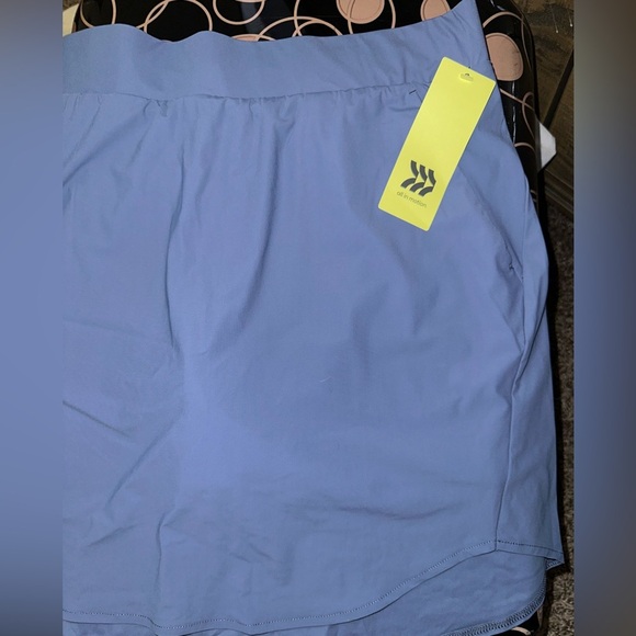 All in Motion High Waisted Women's Skirt 17.5’’ - Picture 4 of 4